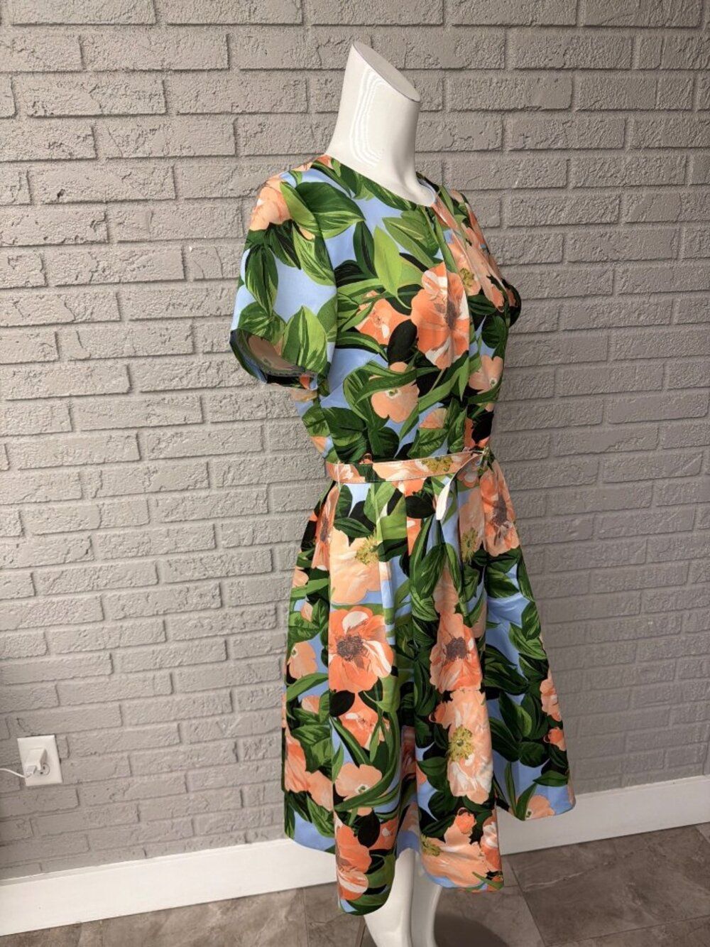 Tahari ASL Women's Floral Belted Pleated Short Sleeve Dress Size 8 - Picture 7 of 16
